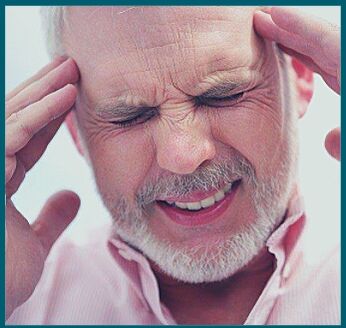 Maux de tête un effet secondaire de l'utilisation de médicaments pour la puissance. 